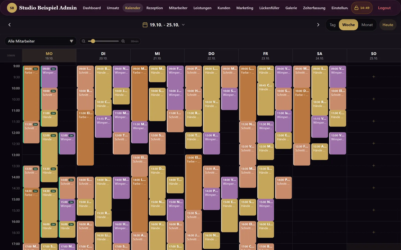Team-Kalender von Astra BeautyOS in der Wochenansicht mit Terminen von drei Mitarbeiterinnen, Beispieldaten